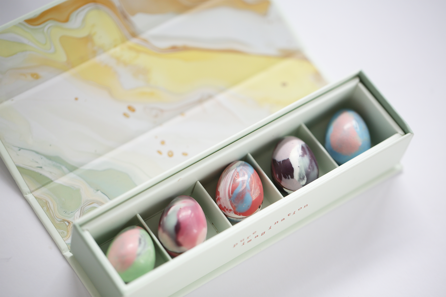 EASTER BOX OF 5